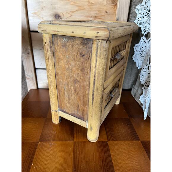 Vintage mid century bamboo or rattan 2 drawer mini chest - Picture 5 of 7
